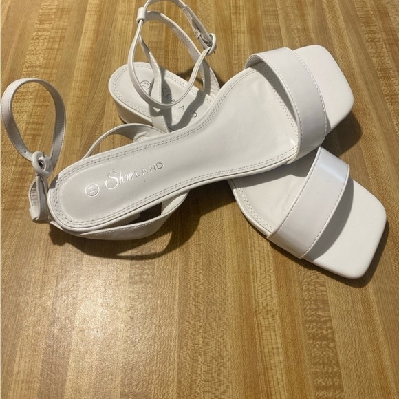 Shoe Land Melinda Womens Low Heel Open Toe Dress Sandal Ankle Strap NWOT 11 - Picture 7 of 8